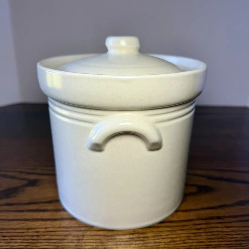 VTG Pfaltzgraff Yorktown Keystone Blue #2 Canister Crock Storage Jar Excellent